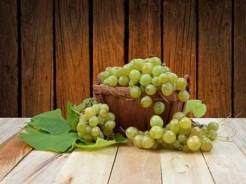 Green Grapes