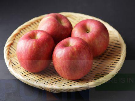 Apple -Fuzi